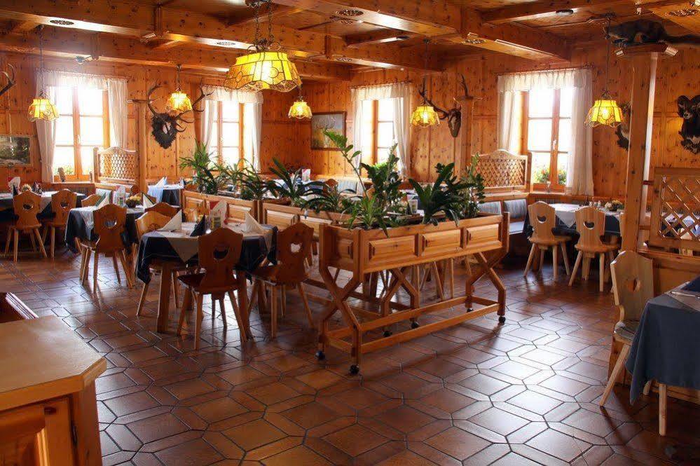Отель Gasthof Zum Jaegerwirt Мариацелль Экстерьер фото