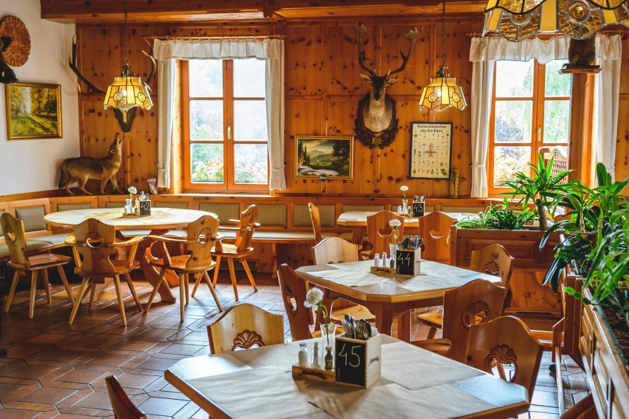 Отель Gasthof Zum Jaegerwirt Мариацелль Экстерьер фото